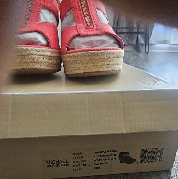 Michael kors  wedge - Picture 2 of 7